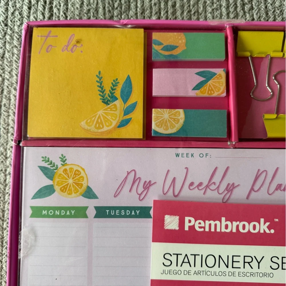 Pembrook Lemon Themed Stationary Set New in Box